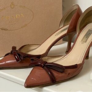 Prada Women's Tan Heels with Bow Detail